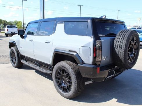 New 2025 GMC Hummer EV 2X image 3