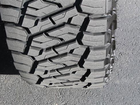 Used 2019 Ford F350 Platinum w/ Platinum Ultimate Package AWD/4WD image 44