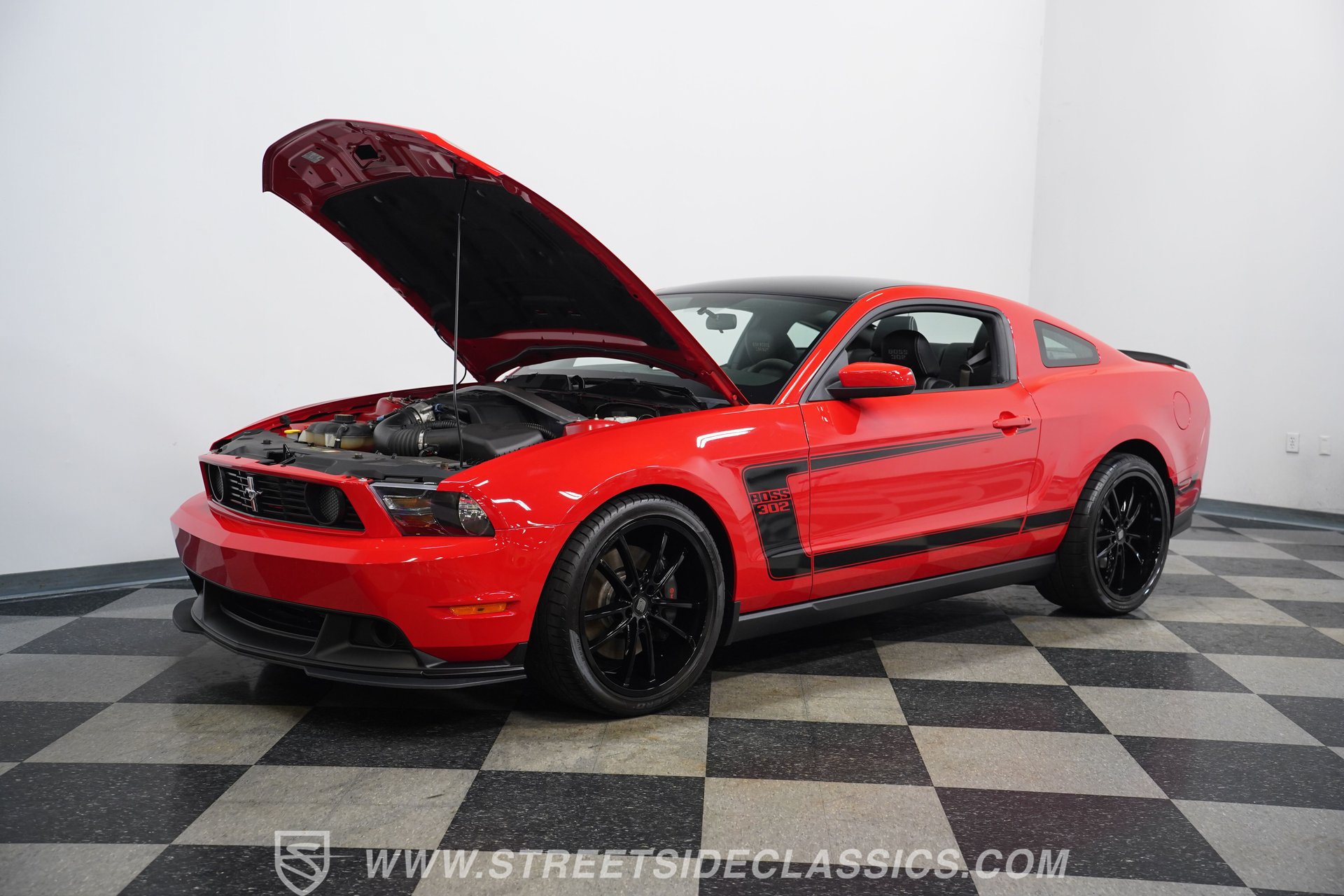 Used 2012 Ford Mustang Boss 302 w/ Boss 302 Accessory Pkg RWD image 29