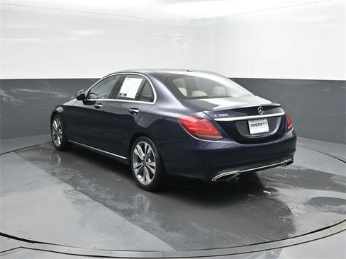 Used 2019 Mercedes-Benz C 300 Sedan image 5