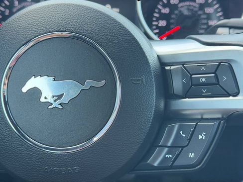 Used 2020 Ford Mustang GT RWD image 23