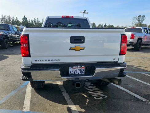 Used 2016 Chevrolet Silverado 2500 LT w/ LT Fleet Convenience Package image 4