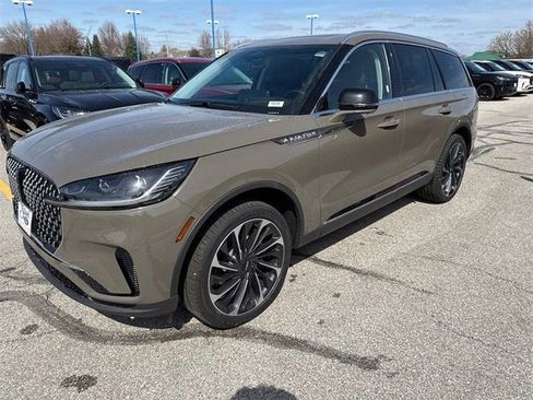 New 2025 Lincoln Aviator Reserve w/ Equipment Group 201A image 8