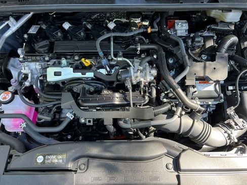 Used 2025 Toyota Prius LE image 25