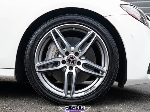Used 2018 Mercedes-Benz E 300 w/ Premium 1 Package image 10