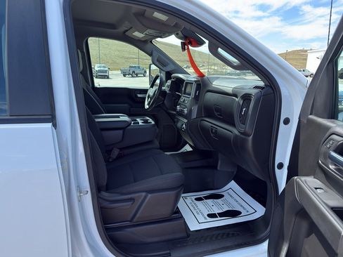 Used 2024 GMC Sierra 2500 Pro AWD/4WD image 10