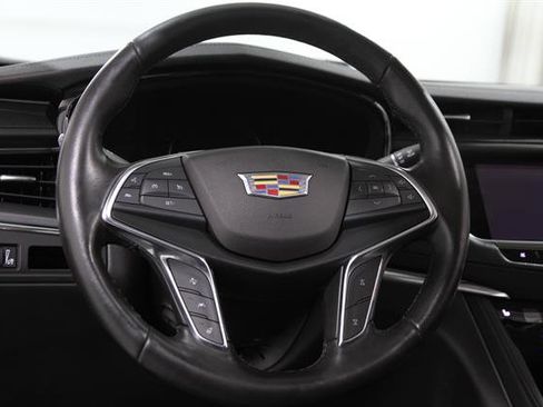 Used 2019 Cadillac XT5 Luxury AWD/4WD image 7