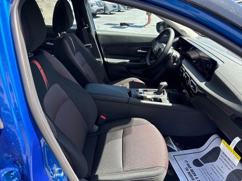New 2026 Nissan Sentra SR FWD image 30