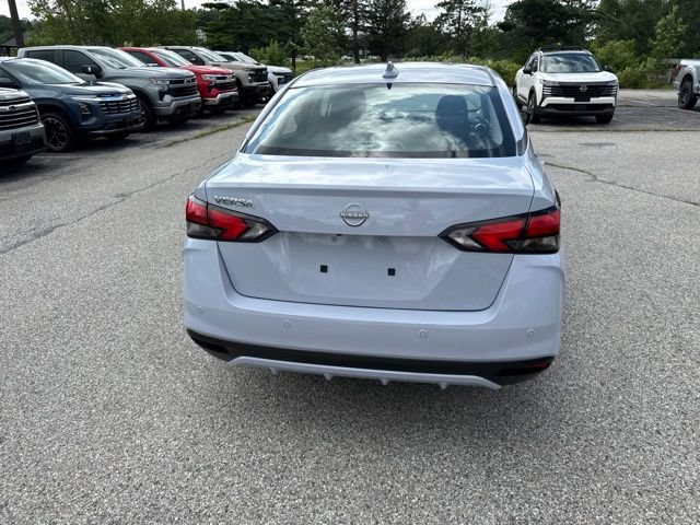 Used 2025 Nissan Versa SV w/ Trunk Package FWD image 24