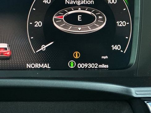 Certified 2025 Honda Civic Sport Touring image 30