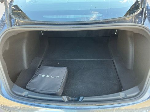 Used 2023 Tesla Model 3 Standard Range image 17