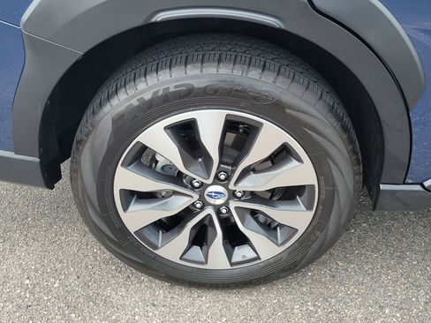 Used 2024 Subaru Outback Limited AWD/4WD image 10