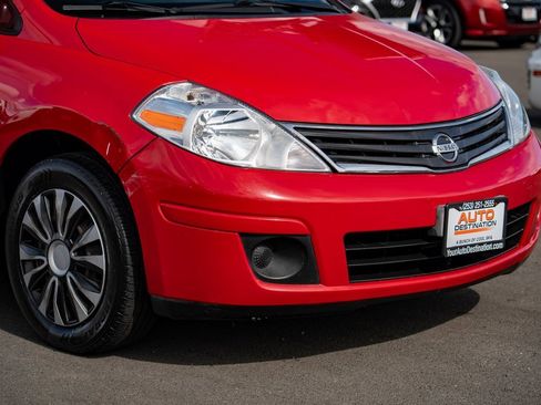 Used 2010 Nissan Versa 1.8 S image 6