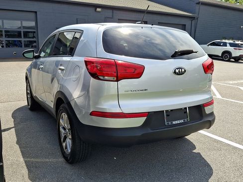Used 2016 Kia Sportage LX AWD/4WD image 3