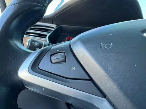 Used 2019 Tesla Model X Long Range AWD/4WD image 29