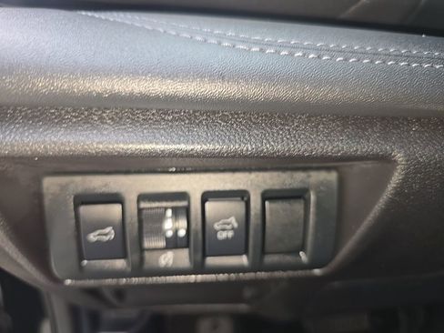 Used 2023 Subaru Outback Touring image 23