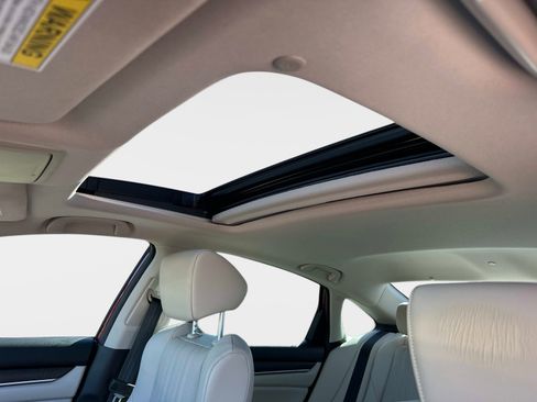 Used 2018 Honda Accord EX-L image 17