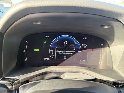 Used 2025 Toyota Camry LE image 12