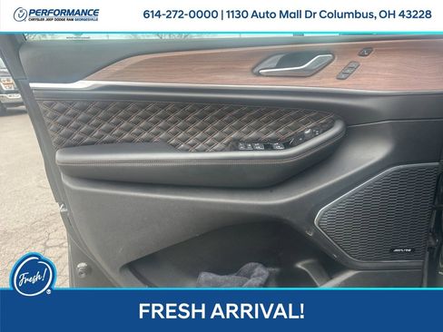 Used 2022 Jeep Grand Cherokee L Summit image 12