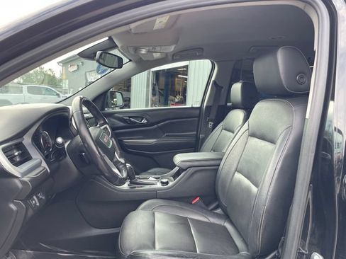 Used 2018 GMC Acadia SLT AWD/4WD image 10