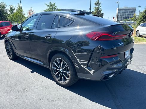 Used 2021 BMW X6 xDrive40i w/ Executive Package AWD/4WD image 3