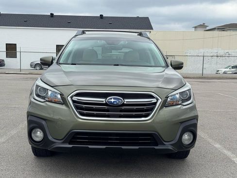 Used 2018 Subaru Outback 2.5i Premium image 3