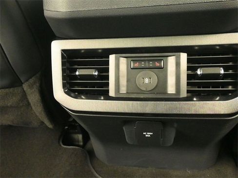 New 2026 Ford F250 Platinum w/ FX4 Off-Road Package image 16