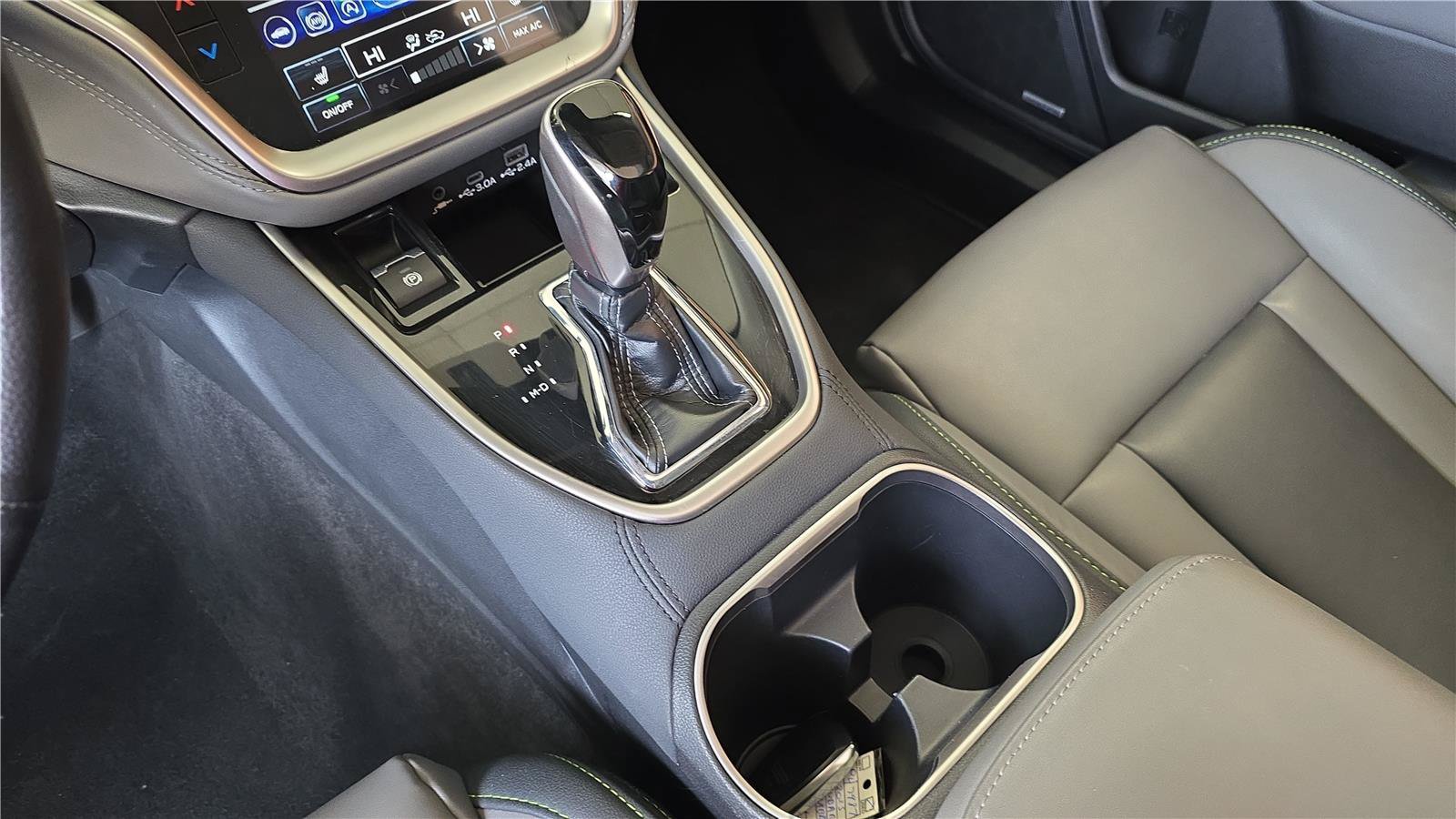 Used 2025 Subaru Outback Onyx Edition AWD/4WD image 24