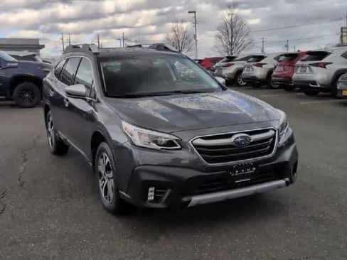 Used 2022 Subaru Outback Touring XT image 2