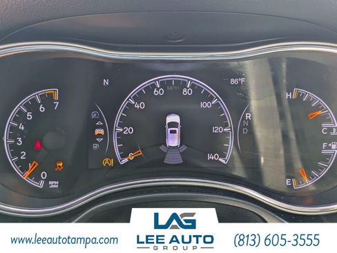 Used 2018 Jeep Grand Cherokee Altitude RWD image 25
