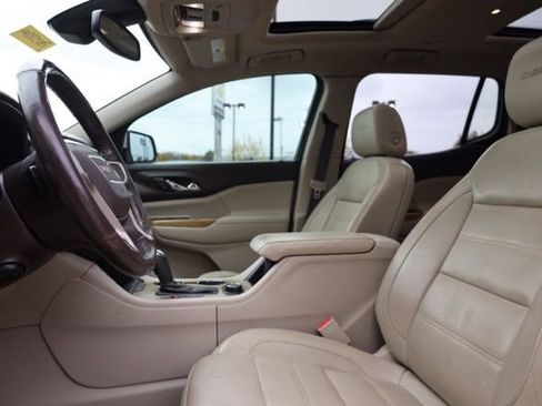 Used 2017 GMC Acadia Denali w/ Technology Package image 16