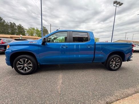 Used 2022 Chevrolet Silverado 1500 RST w/ Z71 Off-Road Package AWD/4WD image 4