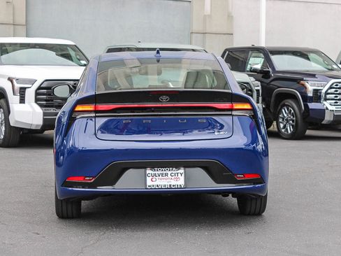 New 2026 Toyota Prius XLE image 8