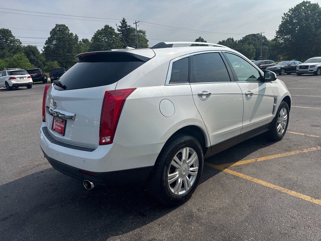 Used 2010 Cadillac SRX Luxury FWD image 6