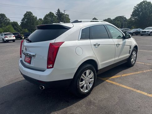 Used 2010 Cadillac SRX Luxury FWD image 6