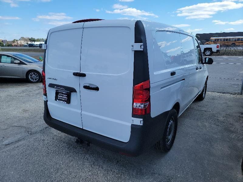 Used 2023 Mercedes-Benz Metris image 7