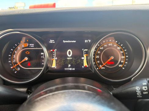 Used 2021 Jeep Wrangler Unlimited Sport AWD/4WD image 16