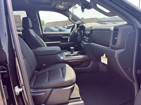 New 2026 Chevrolet Silverado 1500 RST w/ Z71 Off-Road Package AWD/4WD image 19