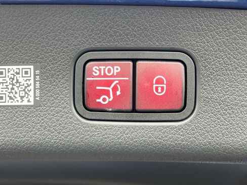 New 2026 Mercedes-Benz GLC 300 4MATIC image 25