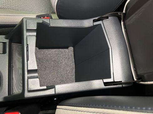 Certified 2025 Subaru Forester Premium image 26