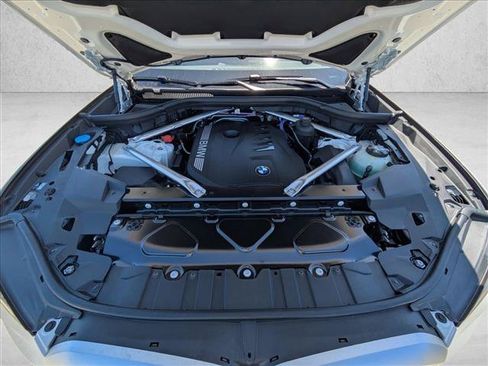 New 2026 BMW X5 xDrive40i AWD/4WD image 16