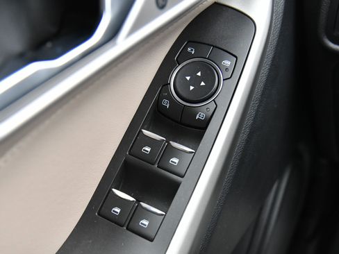 Used 2021 Ford Explorer Limited w/ Equipment Group 301A image 40