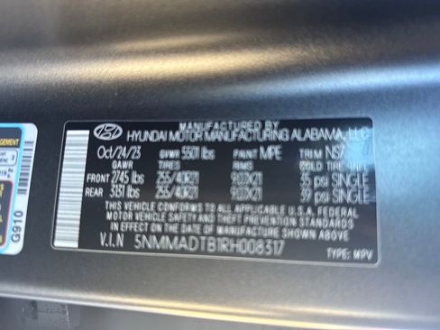 Used 2024 Genesis GV70 2.5T w/ Sport Prestige Package image 31