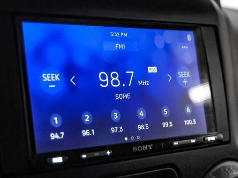 Used 2015 Jeep Wrangler Sport w/ Connectivity Group AWD/4WD image 21