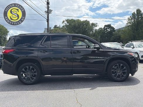 Used 2019 Chevrolet Traverse RS w/ LPO, Floor Liner Package FWD image 7