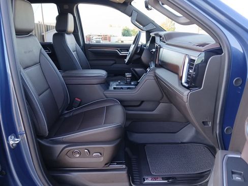Used 2025 GMC Sierra 1500 Denali w/ Technology Package AWD/4WD image 58