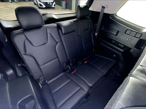 Used 2022 Kia Telluride LX image 38