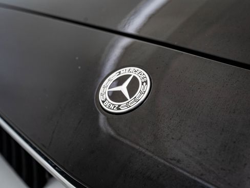 Certified 2025 Mercedes-Benz C 300 4MATIC Sedan image 3