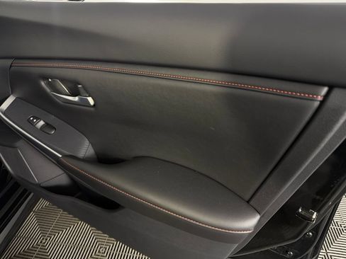 Used 2025 Nissan Sentra SR w/ Midnight Edition FWD image 32