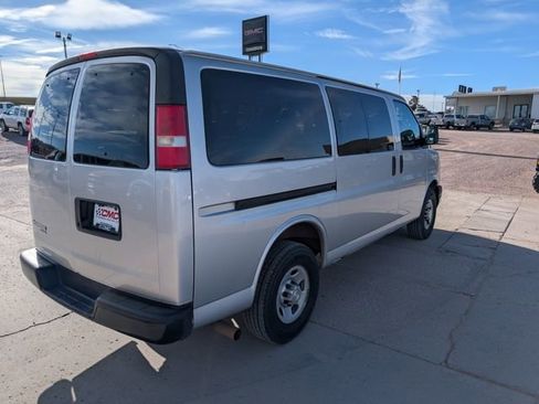 Used 2016 Chevrolet Express 2500 LS image 4